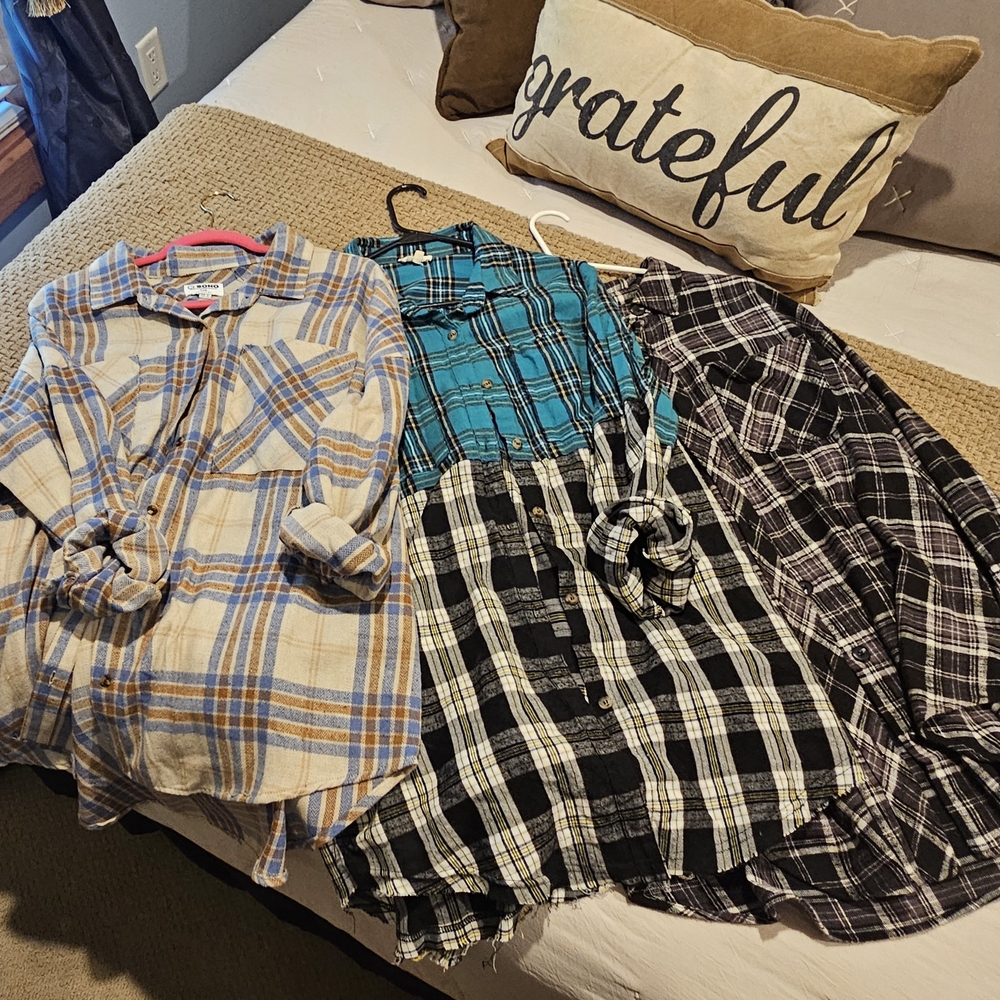 Ci Sono Women's Plaid Button Down Shirts - Beige, Teal, Black